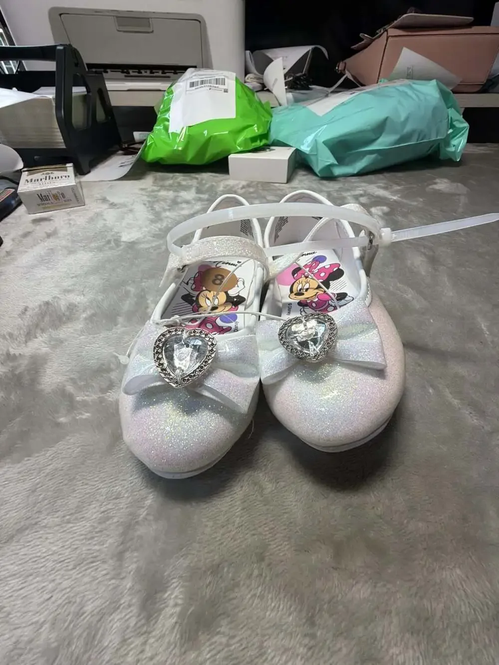 Disney Minnie Mouse Toddler Girls White Glitter Mary Jane Dress Shoes with Heart